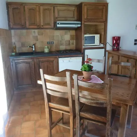 Capucine Apartment